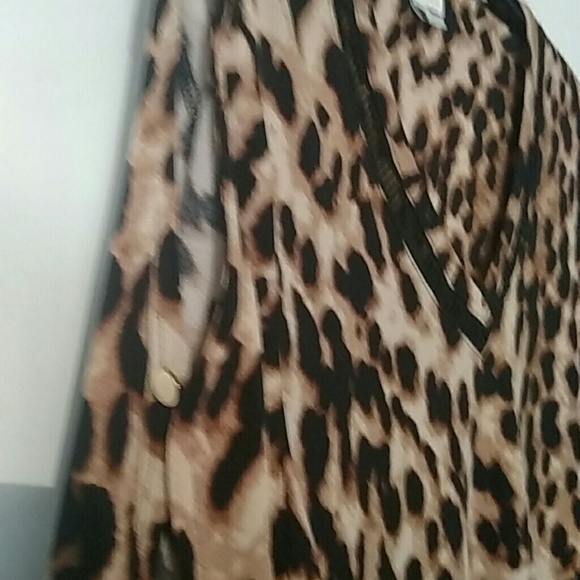 Dress - Picture 3 of 4